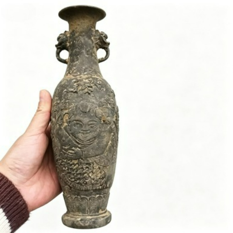 Bronze Collection Vase Carved  - đánh giá và giá Collectible Vintage Tools