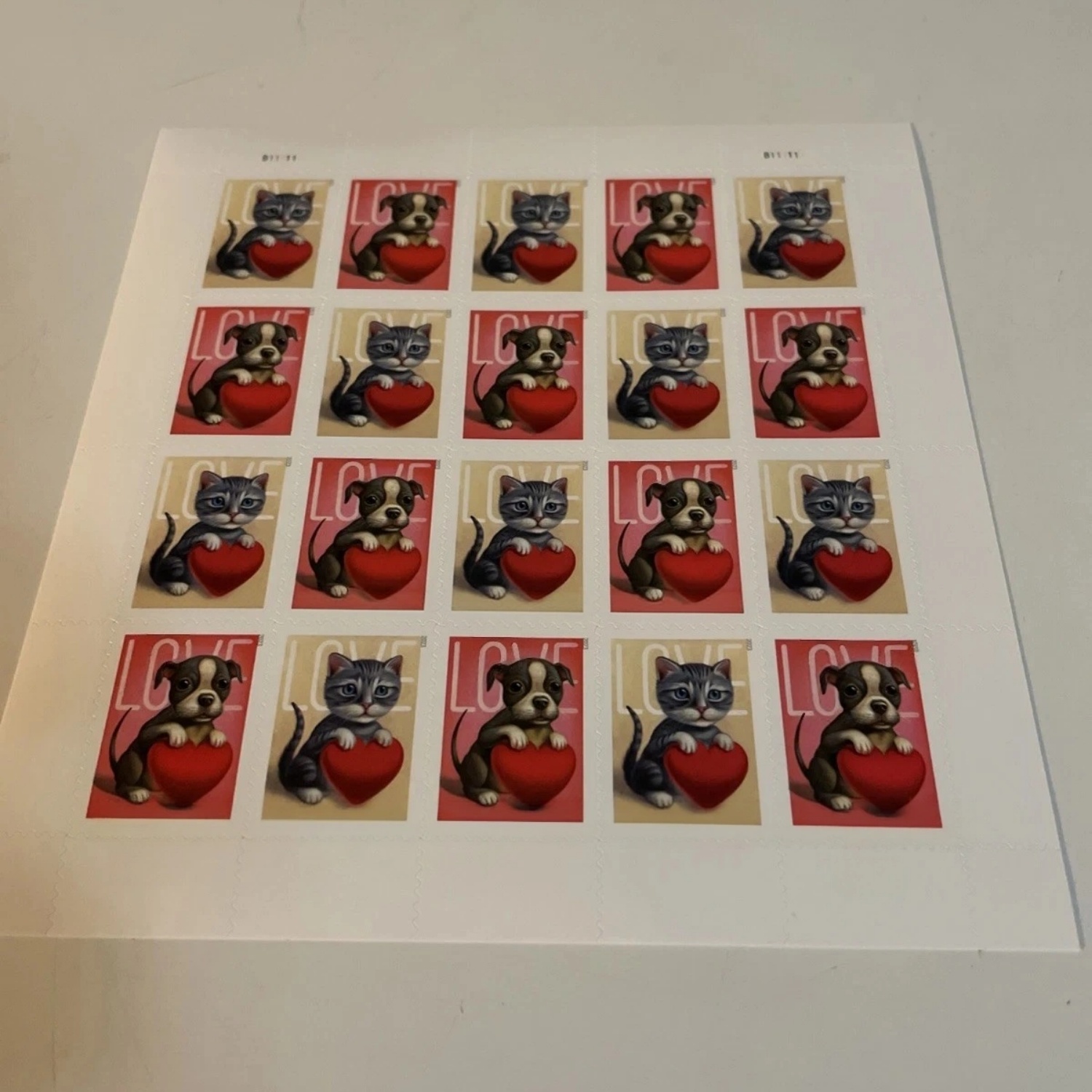 2023 Cat and Dog Love-Sheet of - đánh giá và giá Collectible & Vintage Dolls For Halloween