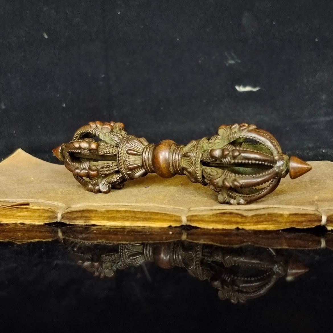 Tibetan Tantric Eight Strand V - đánh giá và giá Collectible Vintage Tools