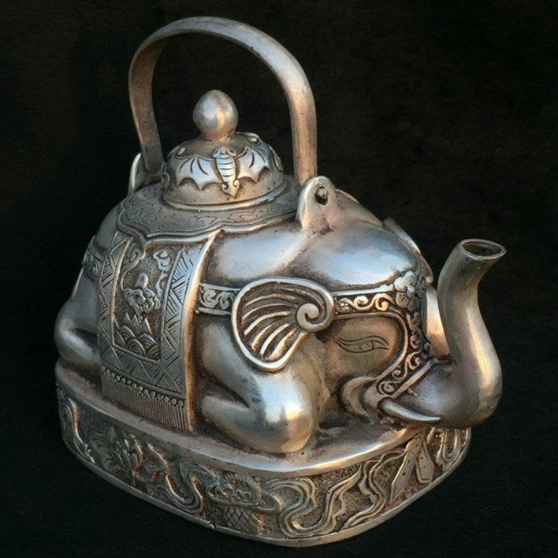 Antique Carved Elephant Statue - đánh giá và giá Collectible Vintage Wine