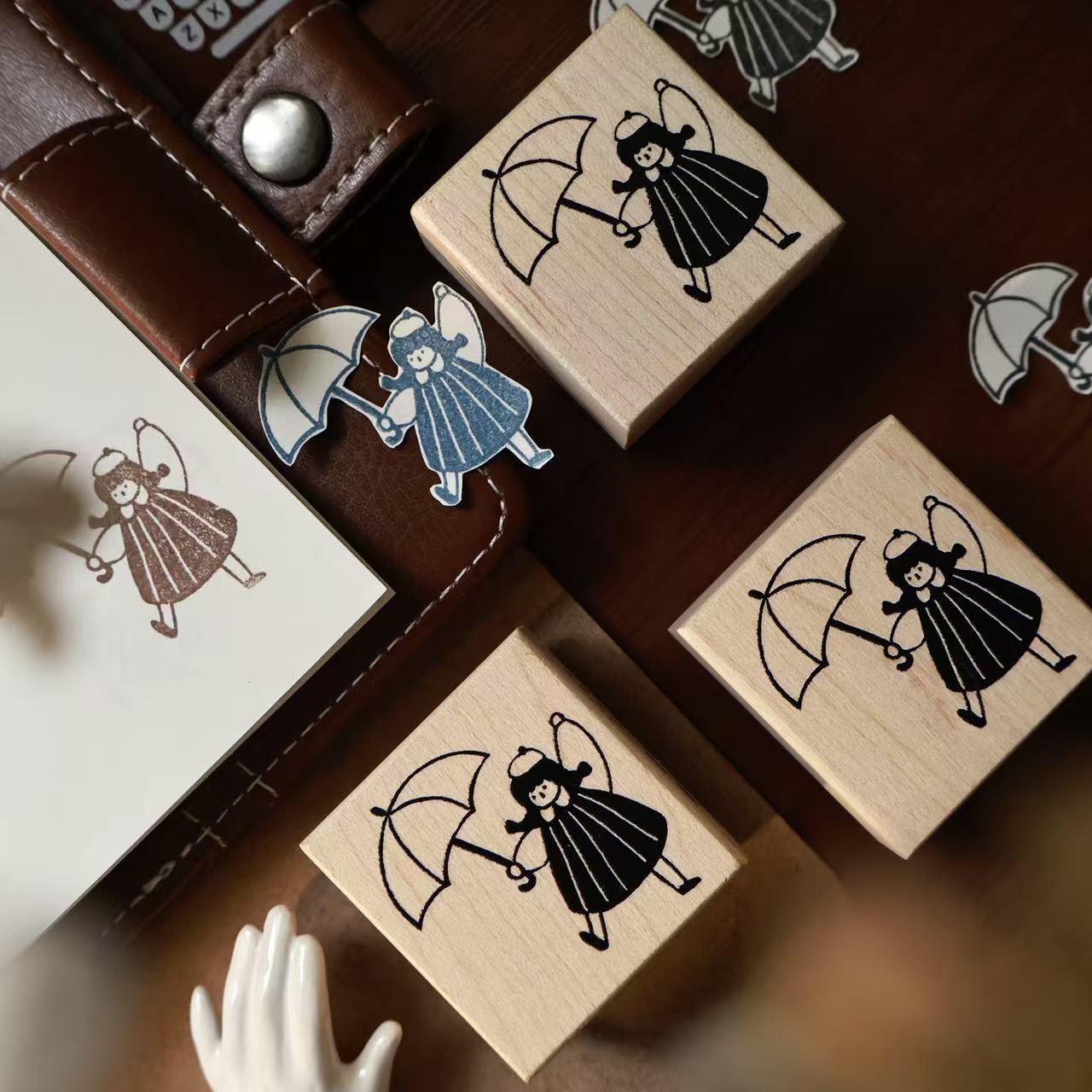 YiEr Studio Vintage Lovely Cak - đánh giá và giá Vintage Collectible Stamps